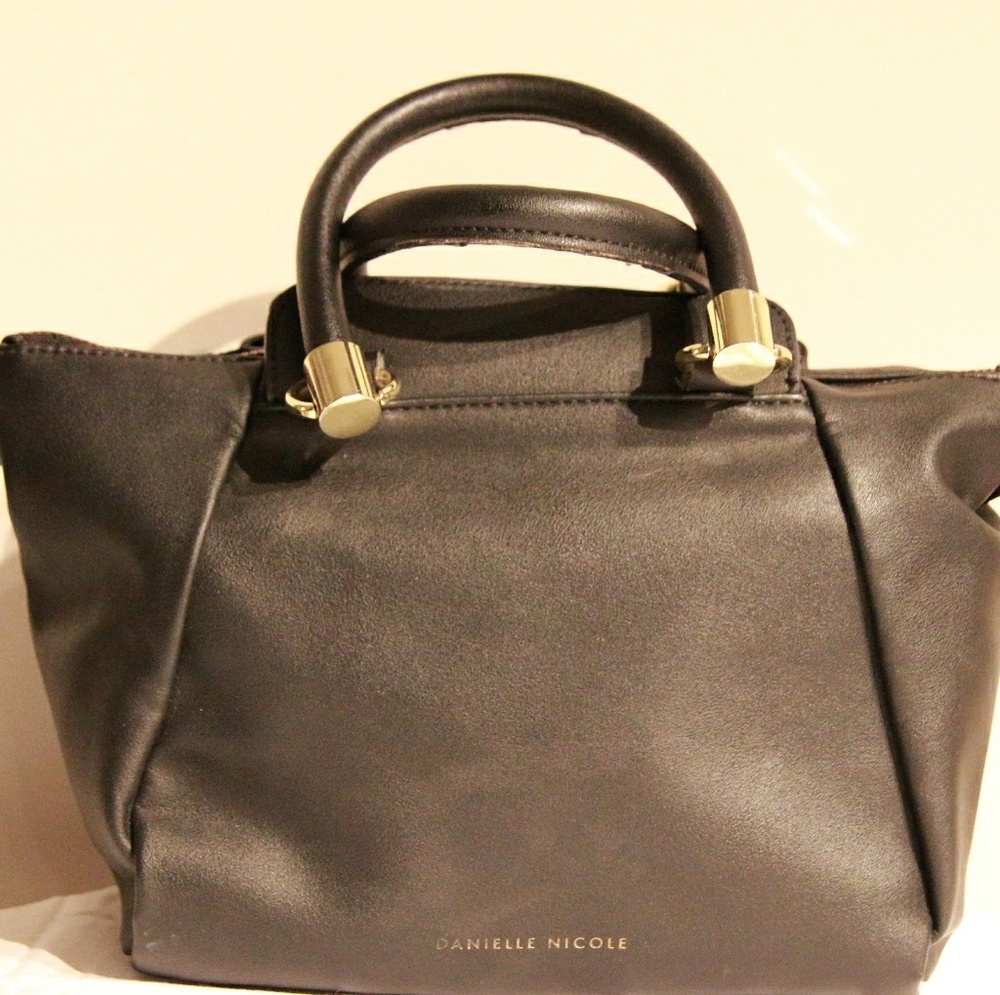 Danielle Nicole Black With Gold Details Bag - image 2